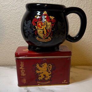 Harry Potter Gryffindor Tea in Tin & Cauldron Mug. Sealed. New